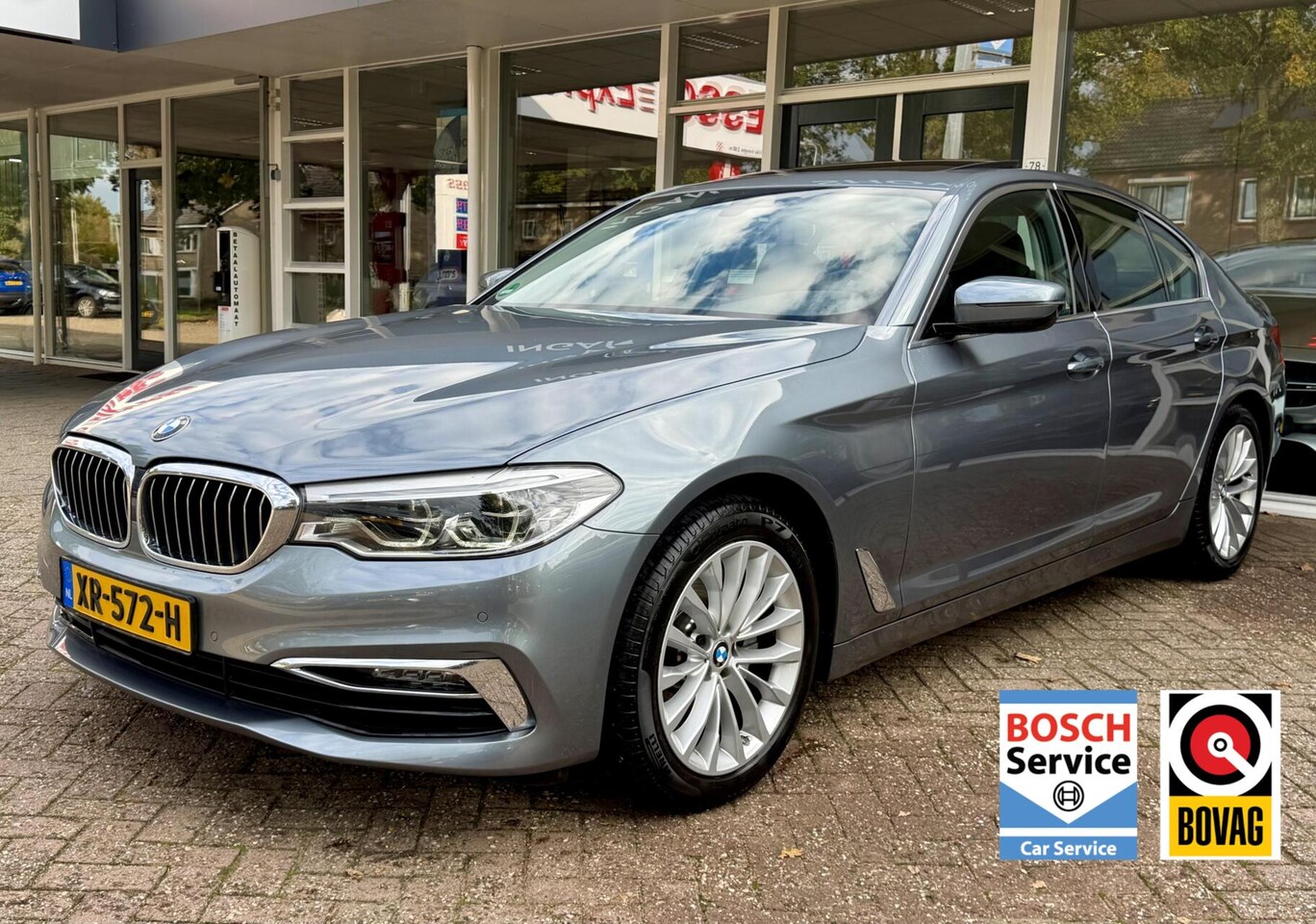 BMW 5-serie - 520i Luxury Led, Pano, Digidash, Leer, H/K.. - AutoWereld.nl