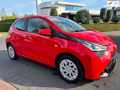 Toyota Aygo - 1.0 VVT-i x-play automaat 35000 km airco