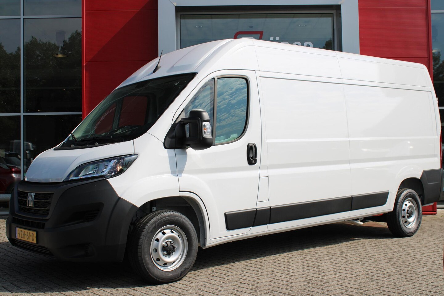 Fiat Ducato - 33 2.2 MultiJet 140PK L3H2 | NIEUWE BUS! BPM VRIJ! | ACHTERUITRIJ CAMERA | APPLE CARPLAY/A - AutoWereld.nl