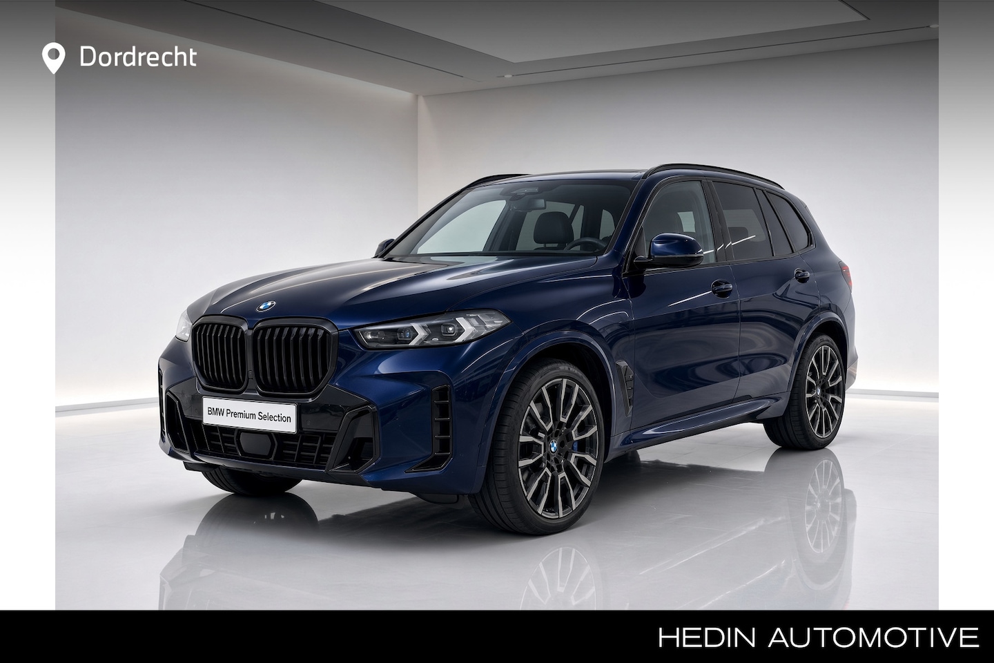 BMW X5 - xDrive50e M-Sport Pro | 21" | Panorama | Individual Leder+Dash | Trekhaak | Carbon | Comfo - AutoWereld.nl