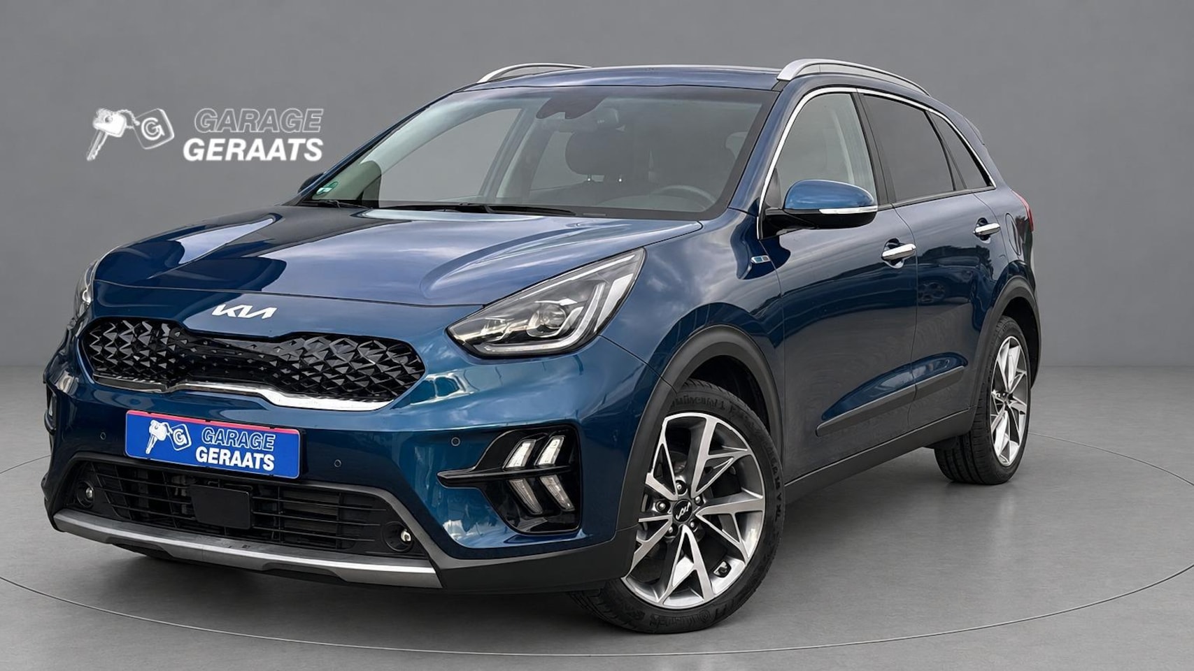 Kia Niro - 1.6 GDi Hybrid DynamicPlusLine Camera, Adapt Cruise, Stoel-en stuur verwarming, Half leder - AutoWereld.nl