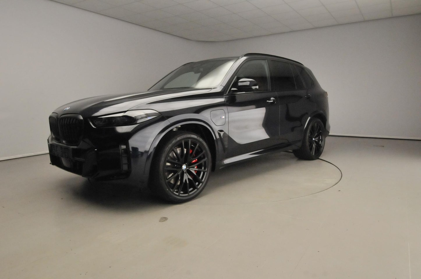 BMW X5 - xDrive50e | M-Sportpakket | LED | HUD | Active cruise | trekhaak | SOH 99% | Elektr. zete - AutoWereld.nl