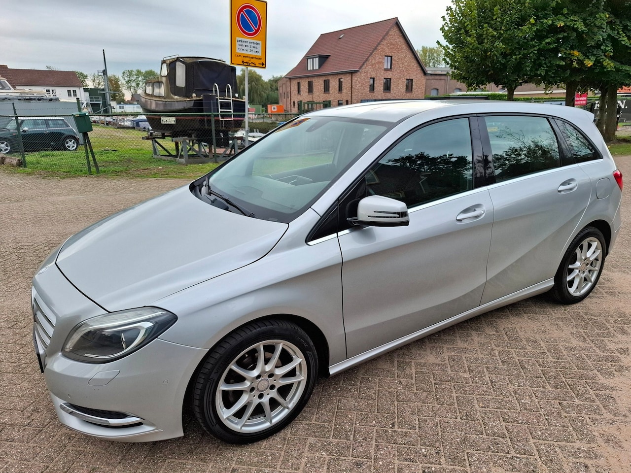 Mercedes-Benz B-klasse - 180 Ambition 180 Ambition - AutoWereld.nl