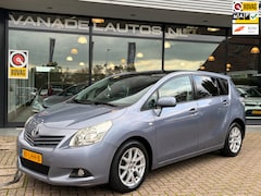 Toyota Verso - 1.8 VVT-i Business 7-Pers Panorama Clima Cruise Camera Trekhaak NL-Auto NAP