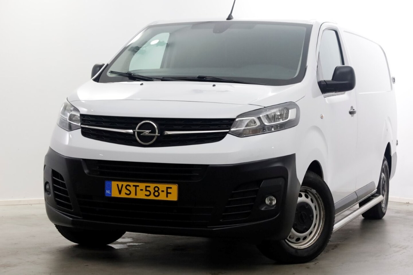 Opel Vivaro - 1.5 CDTI 102pk L3 Edition Airco/Navi/Camera 11-2022 - AutoWereld.nl