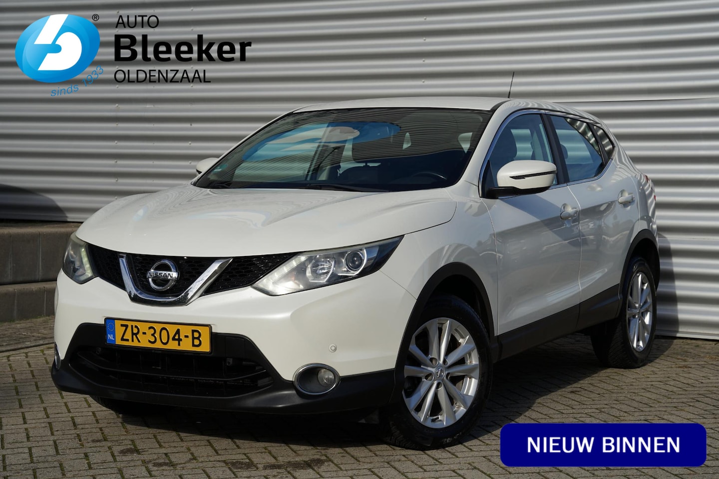 Nissan Qashqai - 1.2 116pk Connect Ecc Navi Camera LM - AutoWereld.nl