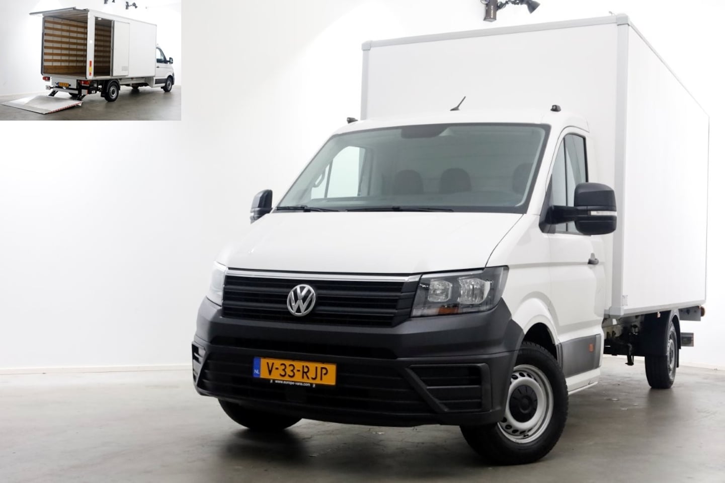 Volkswagen Crafter - 35 2.0 TDI 140pk Bakwagen met laadklep en zijdeur 03-2022 - AutoWereld.nl