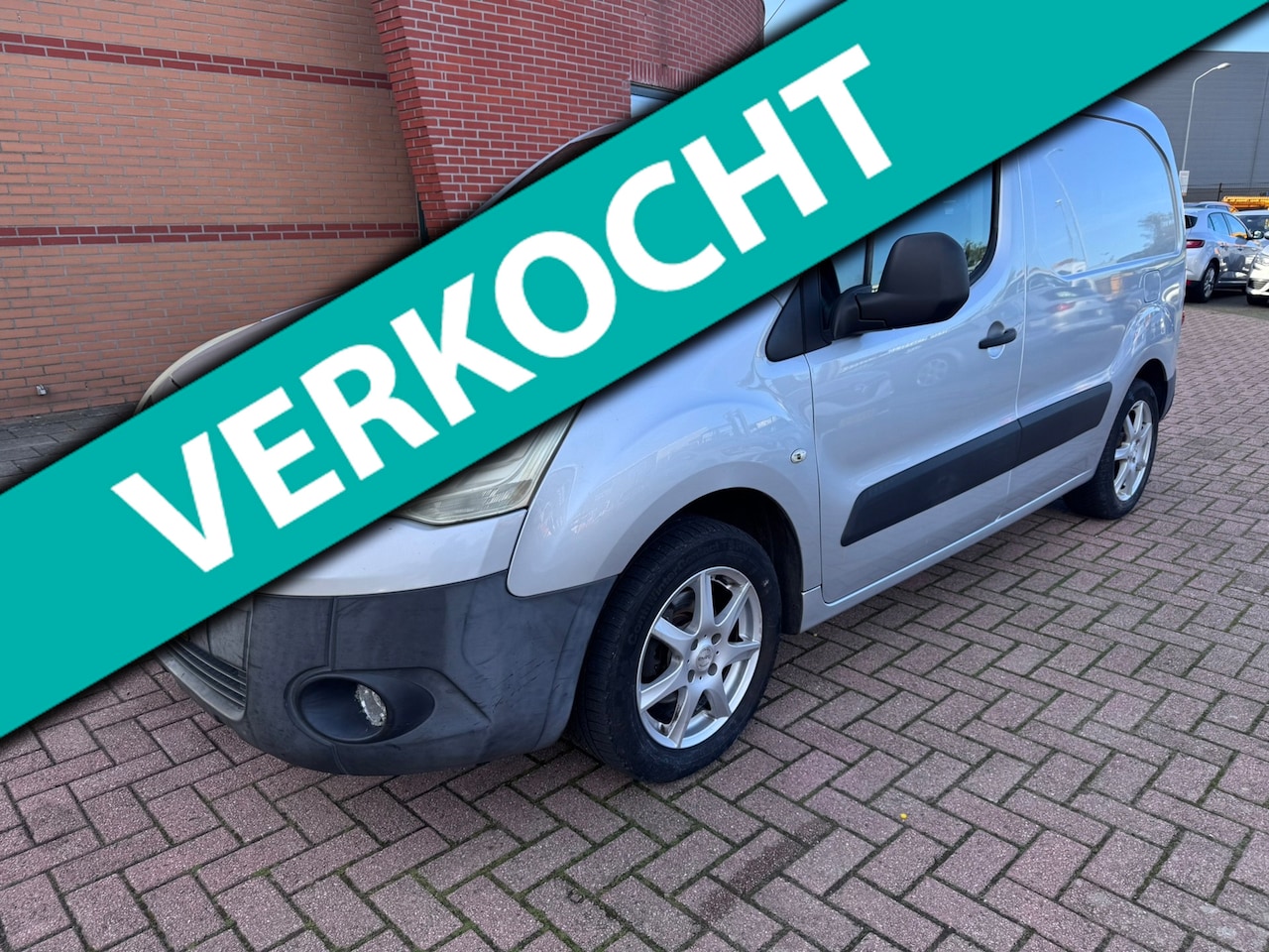 Citroën Berlingo - 1.6 HDI 500 Comfort 1.6 HDI 500 Comfort, 3 Persoons, Trekhaak, - AutoWereld.nl