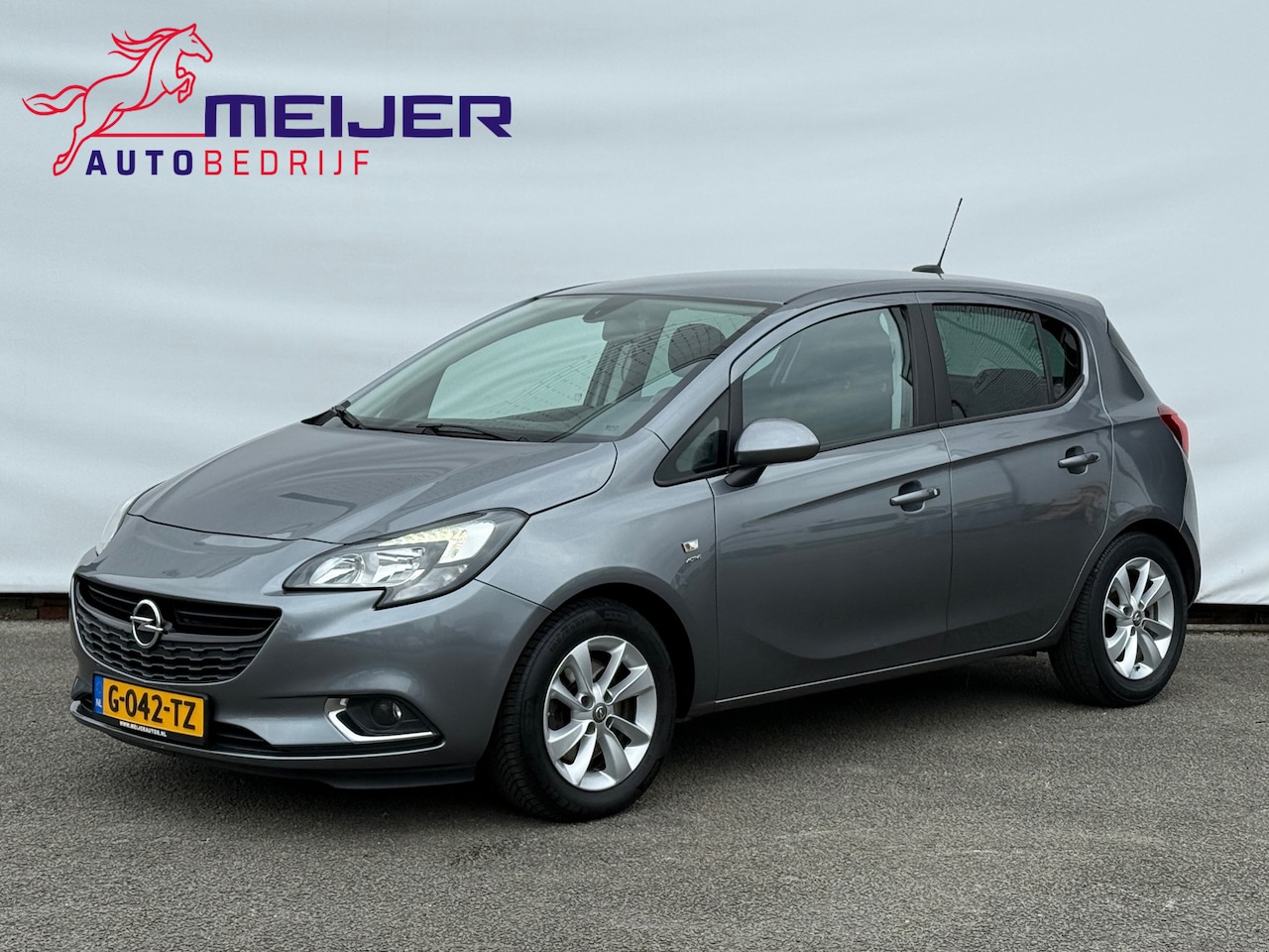 Opel Corsa - 1.4-16V Cosmo Sportvelgen | Stoel + Stuurverwarming | Cruise | Airco | Afn Trekhaak !! - AutoWereld.nl