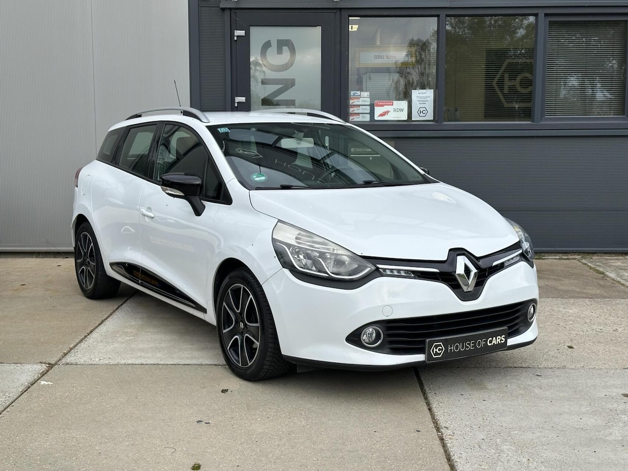 Renault Clio Estate - 0.9 TCe Night & Day Airco Cruise Navi - AutoWereld.nl
