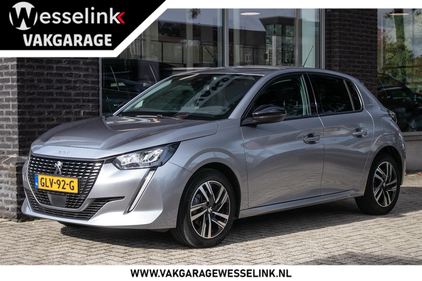 Peugeot 208 - 1.2 PureTech 100 Allure | Adapt.cruise | Apple cp/Android auto - AutoWereld.nl