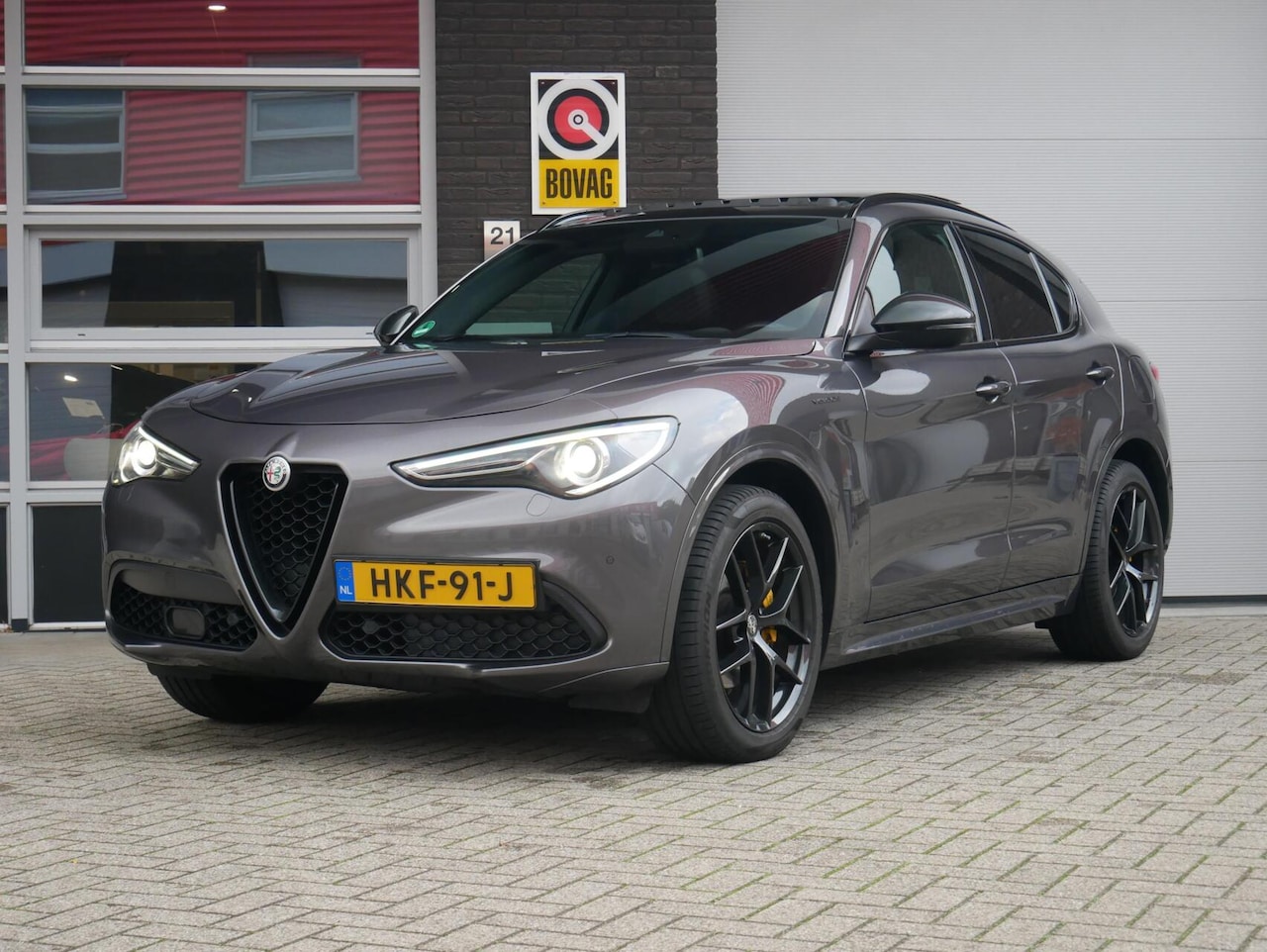 Alfa Romeo Stelvio - 2.0 T AWD Veloce Leder| Pano| Sport uitlaat| FULL OPTION - AutoWereld.nl