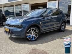 Lynk & Co 01 - 1.5 Hybrid | Trekhaak | LED | 360 camera | Keyless | Adapt. Cruise | Apple Carplay | Pano