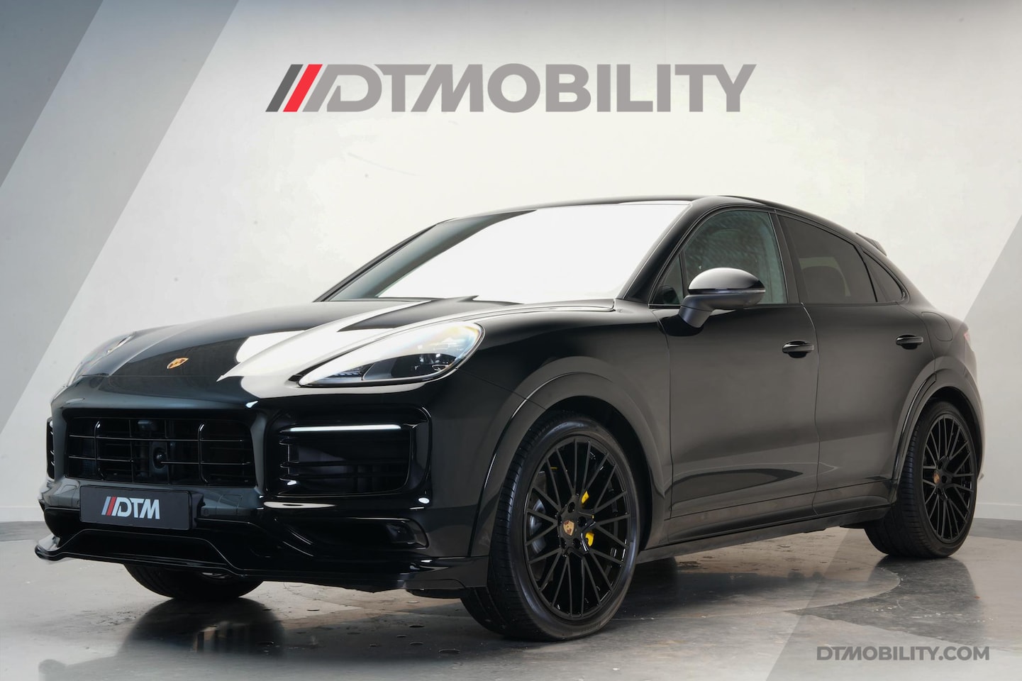 Porsche Cayenne Coupé - 3.0 E-Hybrid Platinum Sport Design & Chrono | Vol Optie! - AutoWereld.nl
