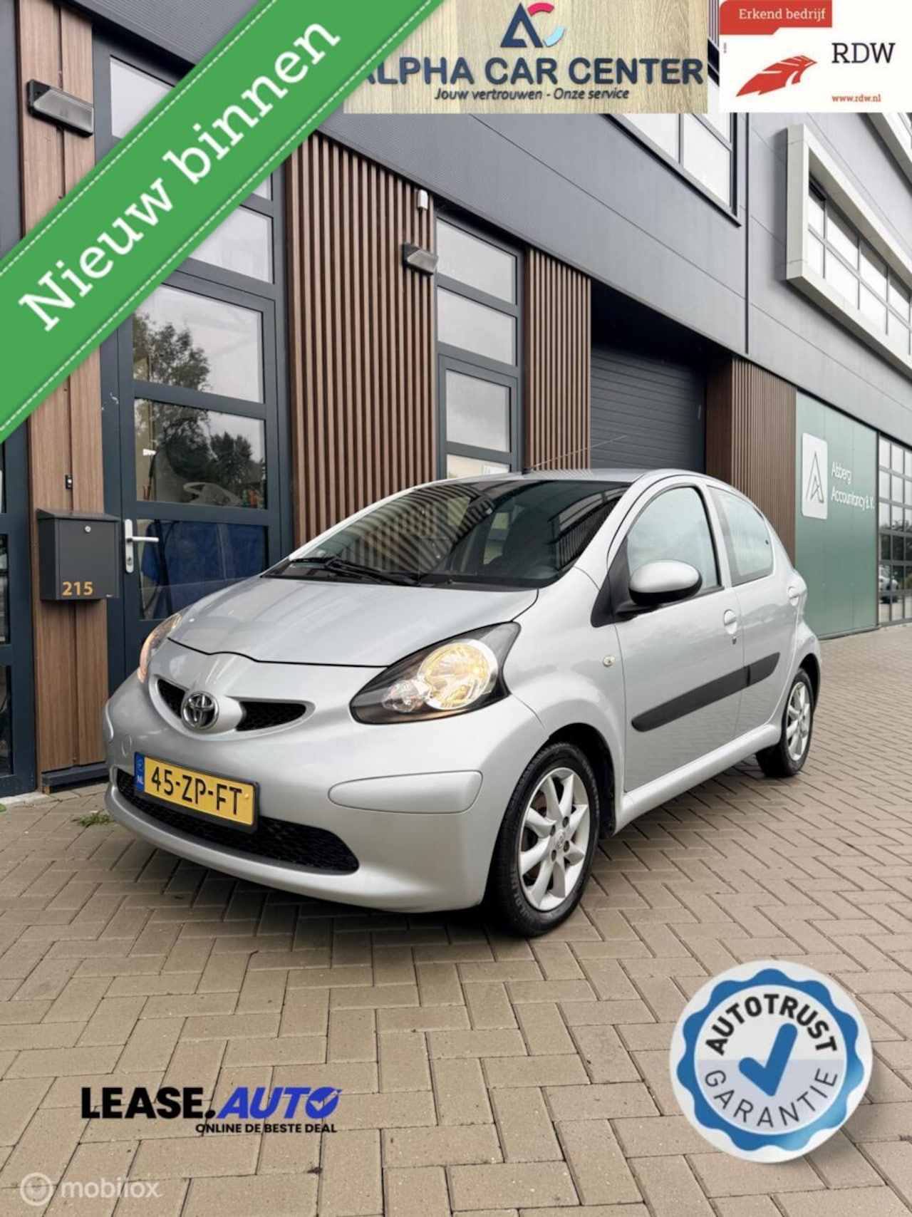 Toyota Aygo - 1.0-12V Sport NAP/DEALER/HISTORY - AutoWereld.nl