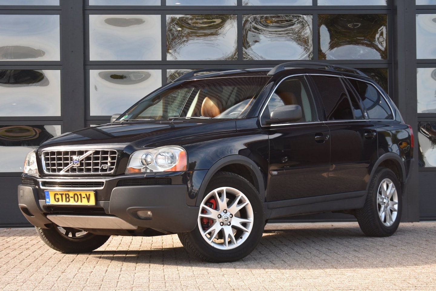 Volvo XC90 - 4.4 V8 Executive 7p. Leder CLima Navi Cruise Inruil mogelijk - AutoWereld.nl