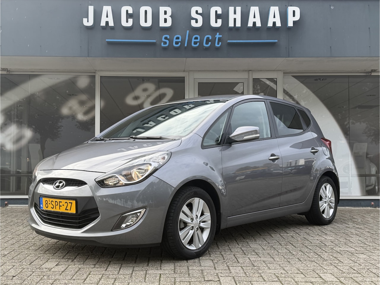 Hyundai ix20 - 1.6i i-Vision Automaat / Airco / Cruise / Navi Trekhaak / 16"LM - AutoWereld.nl