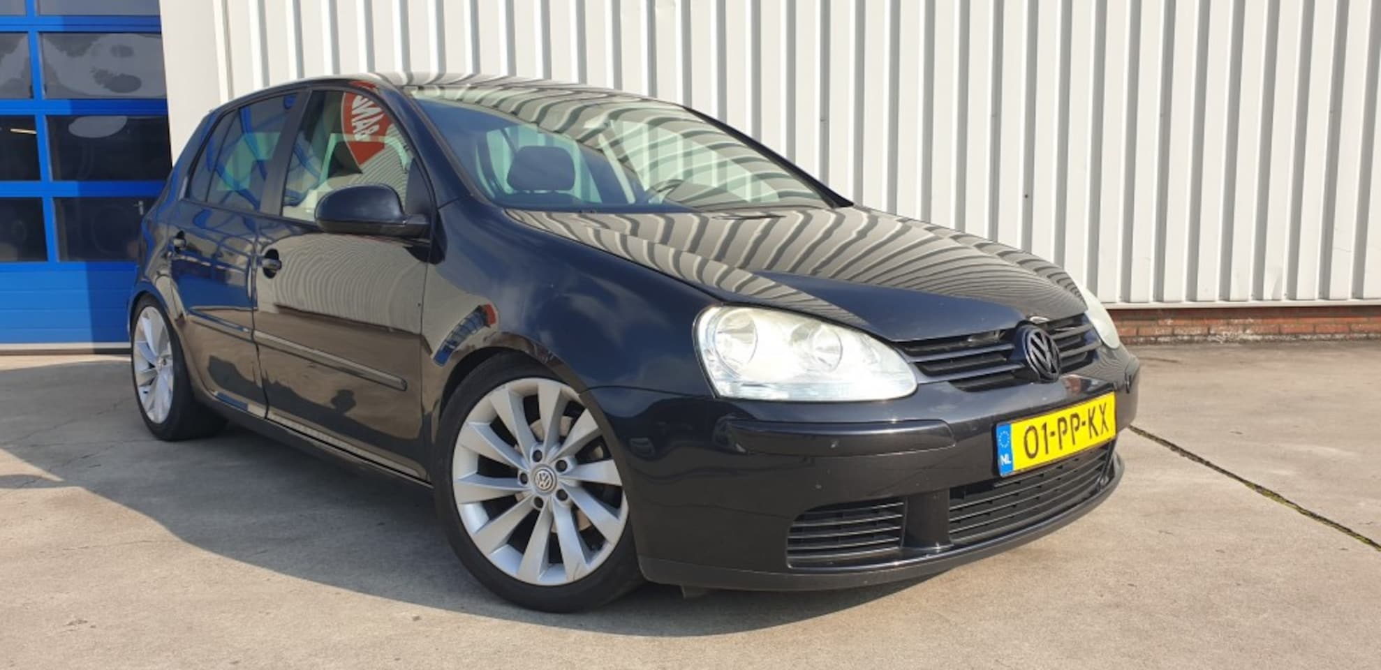 Volkswagen Golf - 1.6 FSI Sportline 1.6 FSI SPORTLINE - AutoWereld.nl