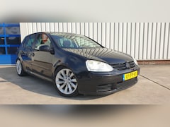 Volkswagen Golf - 1.6 FSI SPORTLINE