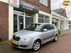 Skoda Fabia - 1.6-16V Elegance|Automaat|101.200km NAP