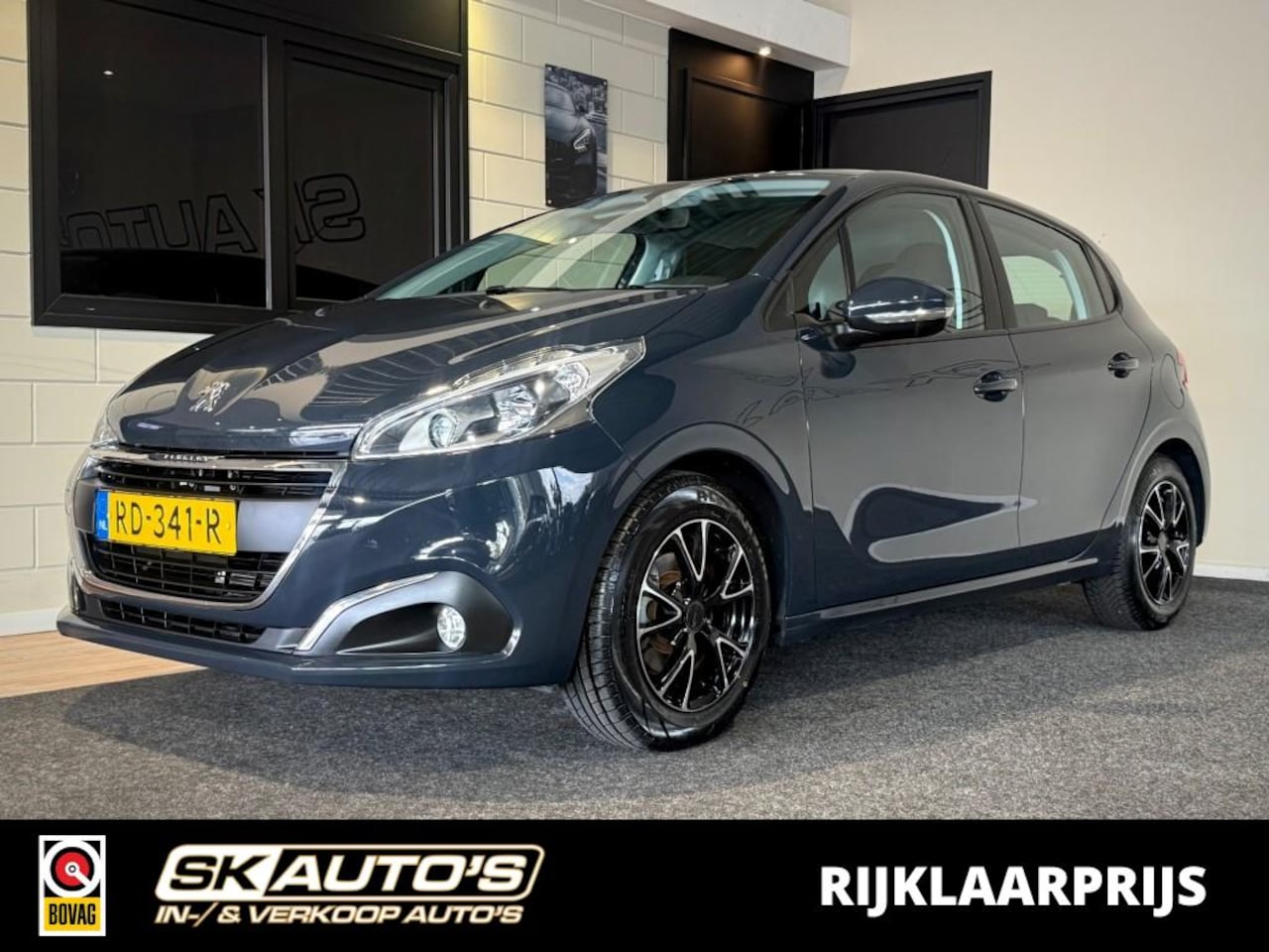 Peugeot 208 - 1.2 PURET. BLUE LION l NAP l NW DISTRI l RIJKLAAR l CARPLAY l AIRCO l - AutoWereld.nl