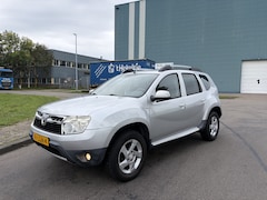 Dacia Duster - 1.6-16V Lauréate 2wd 105 PK. Distributieriem vervangen bij 138.000 KM Geen mooie auto maar