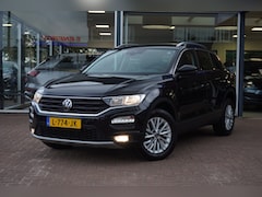 Volkswagen T-Roc - 1.5 TSI Style Business Automaat | Airco | Navigatie | Vol opties | Dealerauto | Inruil mog