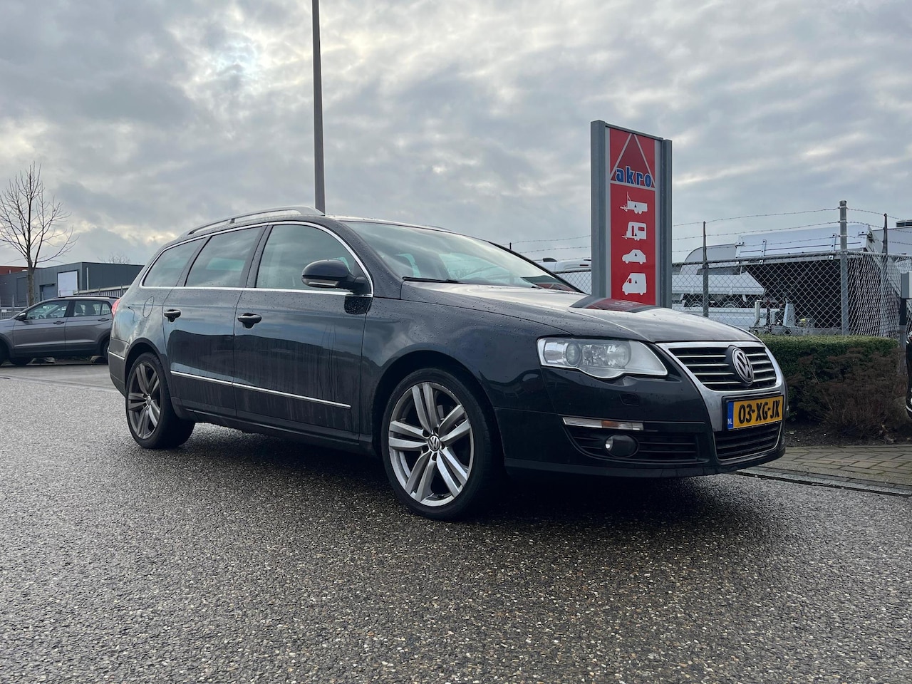 Volkswagen Passat Variant - 2.0 TDI Highline | APK | Cruise Control | NAVI | Trekhaak | Leder/Alcantara | Zomer- en wi - AutoWereld.nl