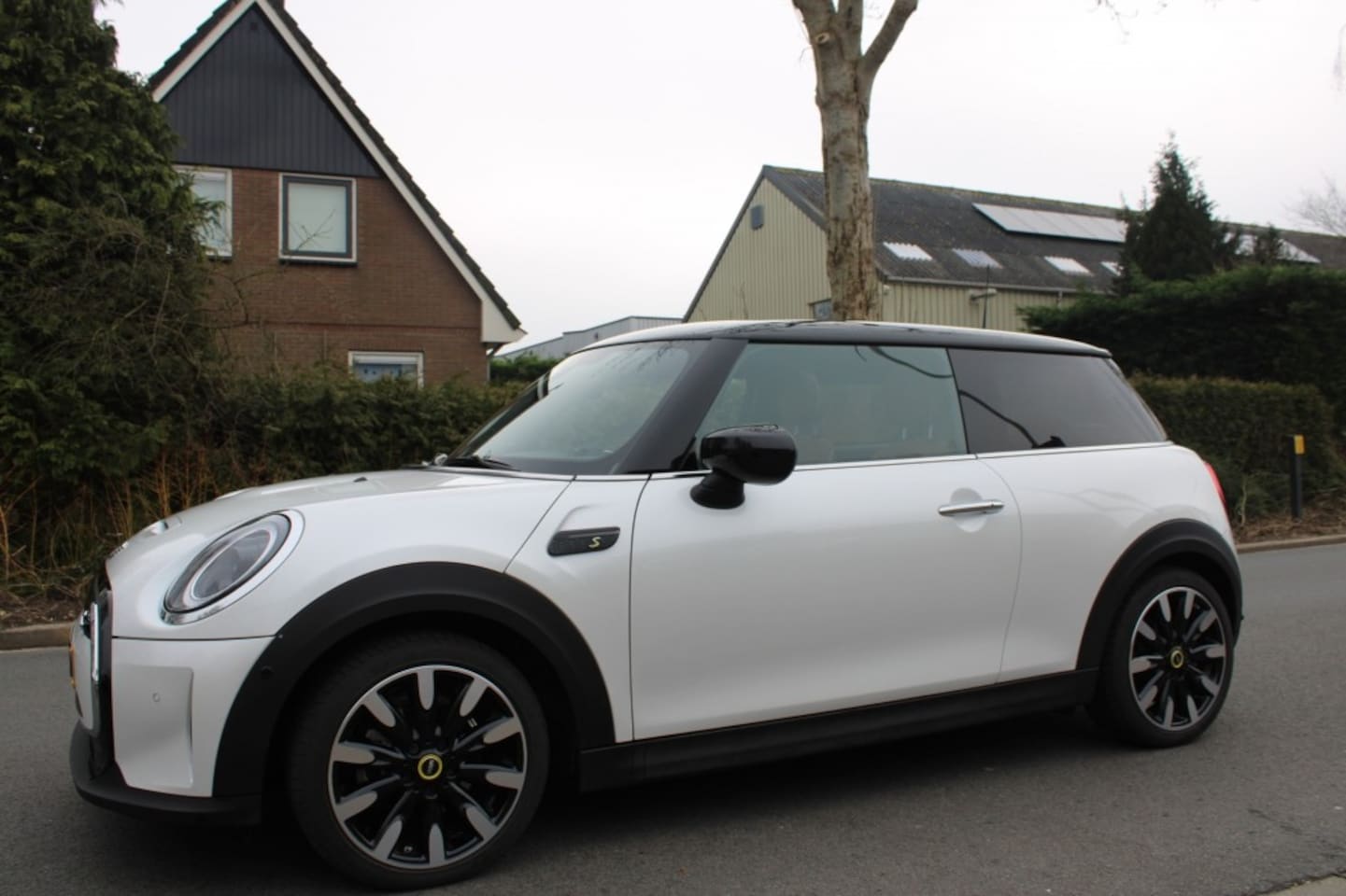 MINI Cooper - Mini Mini Electric Camden Edition 33KWH - AutoWereld.nl