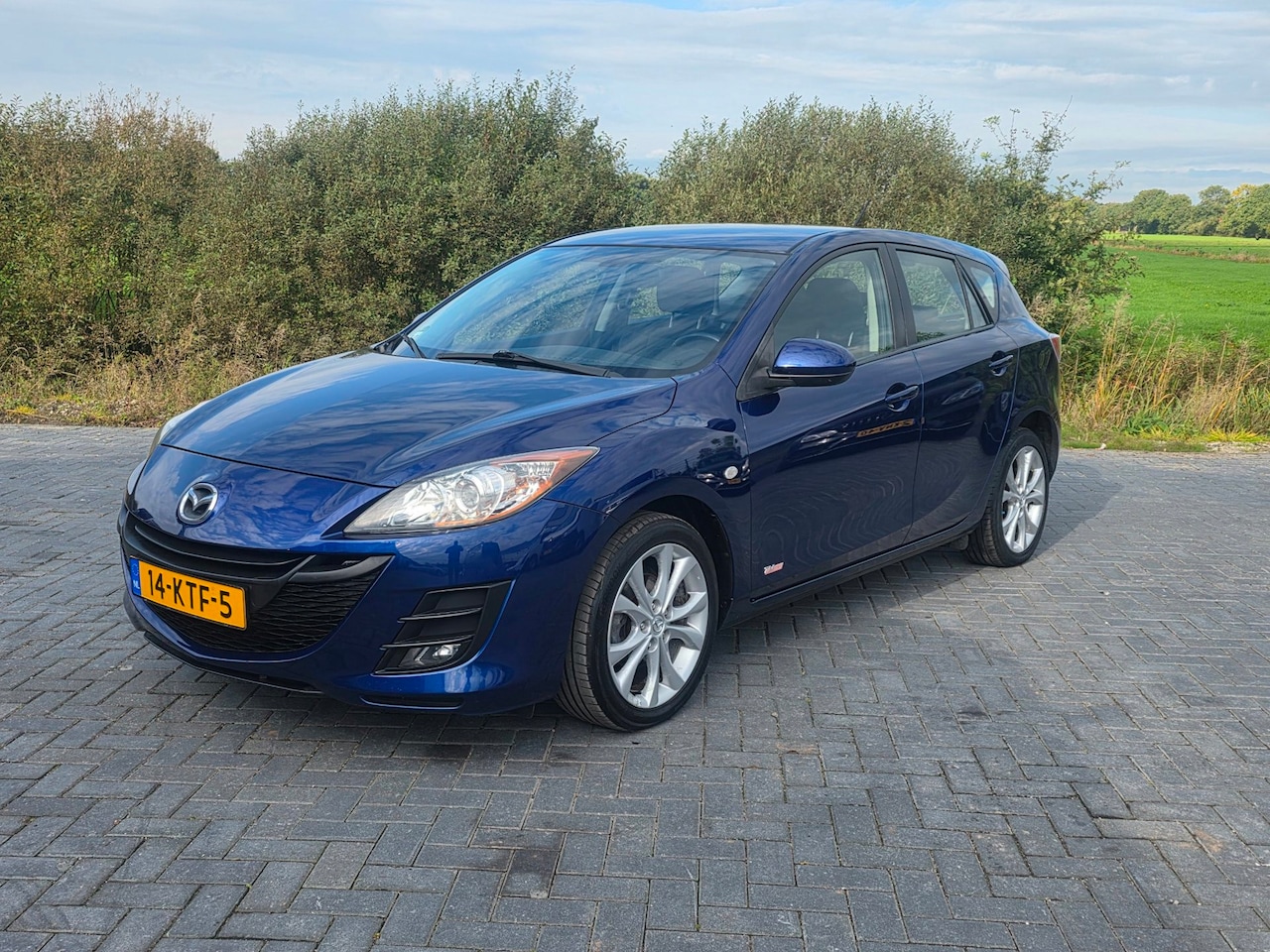 Mazda 3 - 1.6 GT-M Line facelift nieuwe APK! - AutoWereld.nl