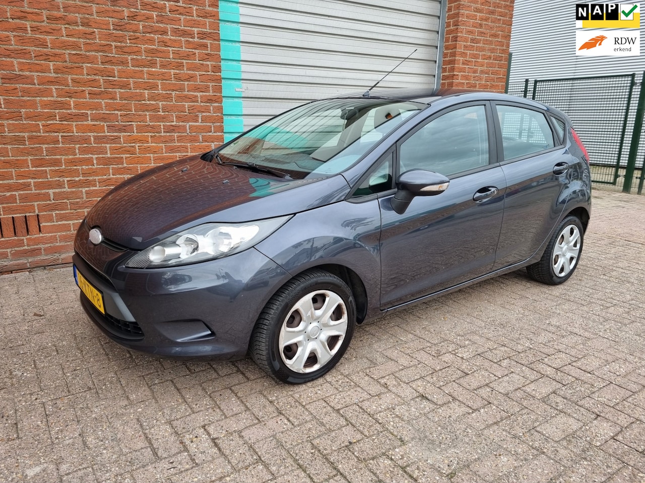 Ford Fiesta - 1.25 Limited 5-Drs Airco! Bj:2010 NAP! - AutoWereld.nl