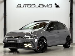 Volkswagen Golf - 1.4 eHybrid GTE | Pano | Mistlampen | 19" | IQ | Black Style | Stoel- & Stuurverwarming |