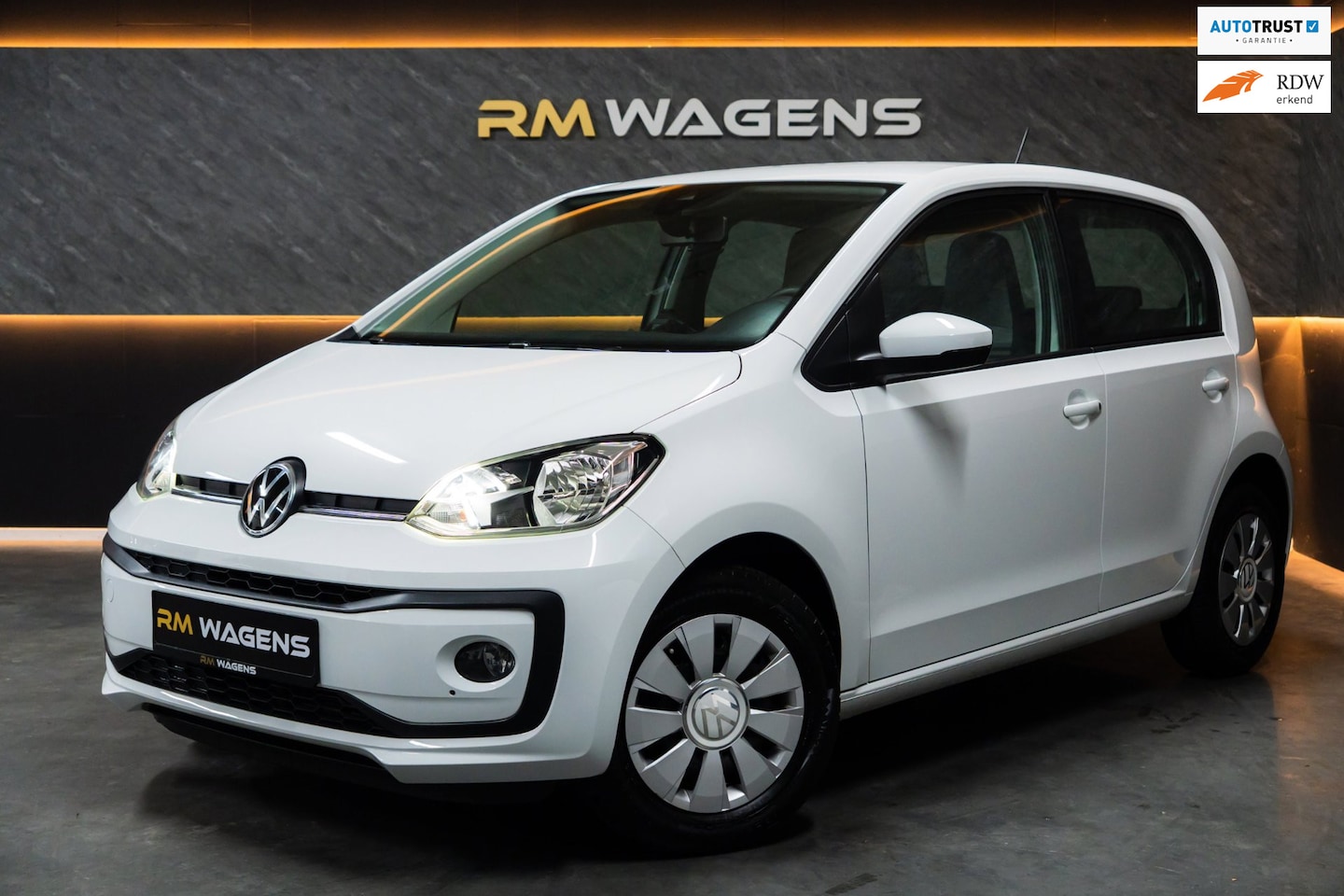 Volkswagen Up! - |Cruise|Camera|Bluetooth|StoelVW|Line Assist|Airco - AutoWereld.nl