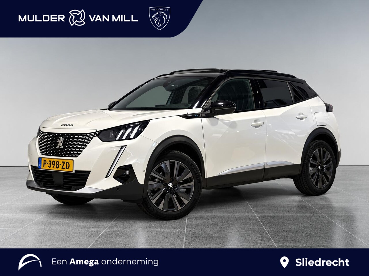 Peugeot e-2008 - GT Pack EV 3-FASEN 50kWh 136pk | SCHUIF/KANTELDAK | ALCANTARA | STOELVERW. | ADAPTIVE CRUI - AutoWereld.nl