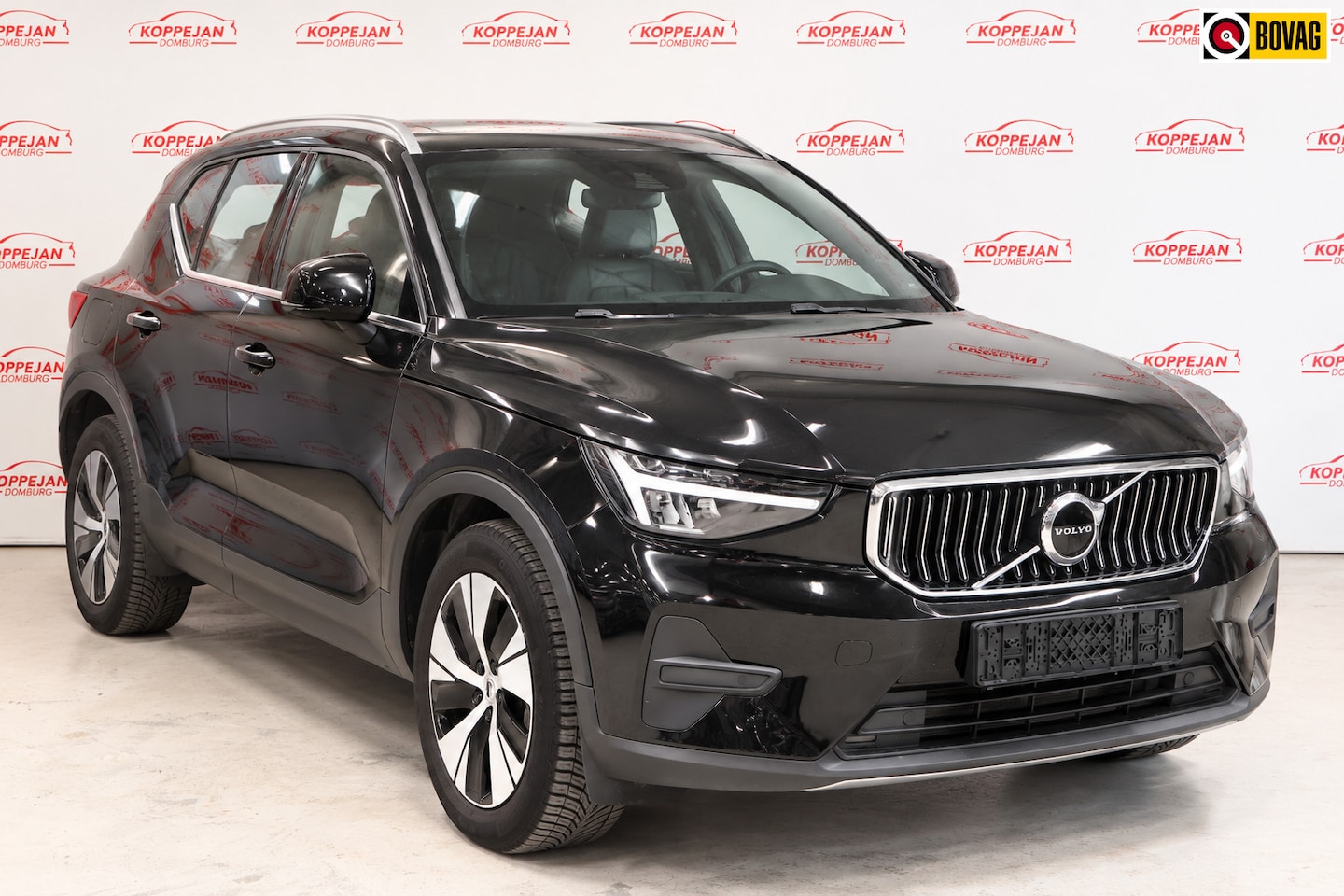 Volvo XC40 - 1.5 T5 Plug-in hybrid Core Bright, Stoel+ stuurverwarming, elektrische kofferbak, - AutoWereld.nl