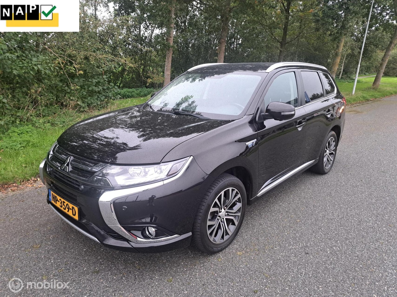 Mitsubishi Outlander - 2.0 PHEV instyle 2.0 PHEV instyle - AutoWereld.nl