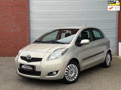 Toyota Yaris - 1.3 VVTi Aspiration| AUTOMAAT| NAP| AIRCO| NEW APK| 2E EIG