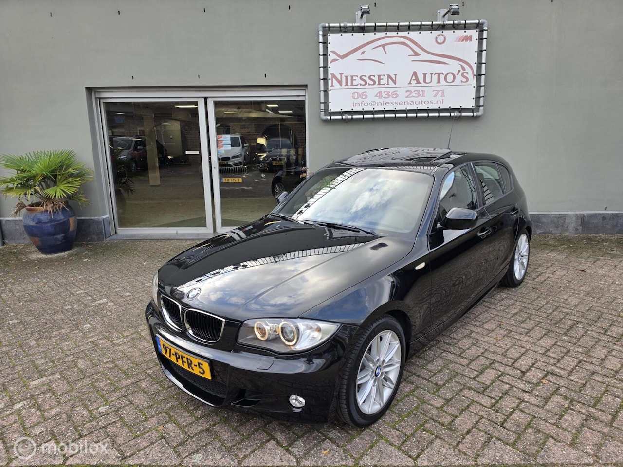 BMW 1-serie - E87 120i M-Sport Edition Leder/Xenon/Nwe Ketting - AutoWereld.nl
