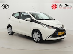 Toyota Aygo - 1.0 VVT-i x-play | Airco | Camera | 15 inch | Bluetooth | Elektrische ramen voor