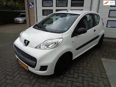 Peugeot 107 - 1.0-12V XR