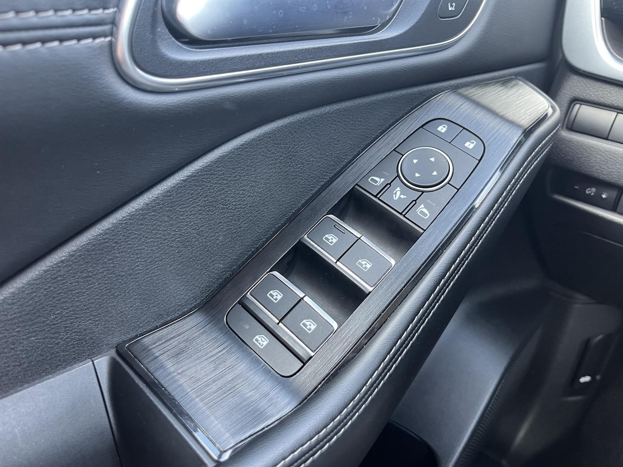 Nissan X-Trail - 1.5 e-Power Tekna / Elektrisch schuifdak / Stoelverwarming voor en achter / Adaptieve crui - AutoWereld.nl