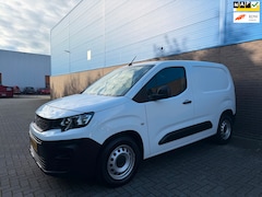 Peugeot Partner - 1.6 BlueHDI Grip | CarPlay | Drie Zitplaatsen | Parkeersensoren | Airco | El. Ramen & Spie