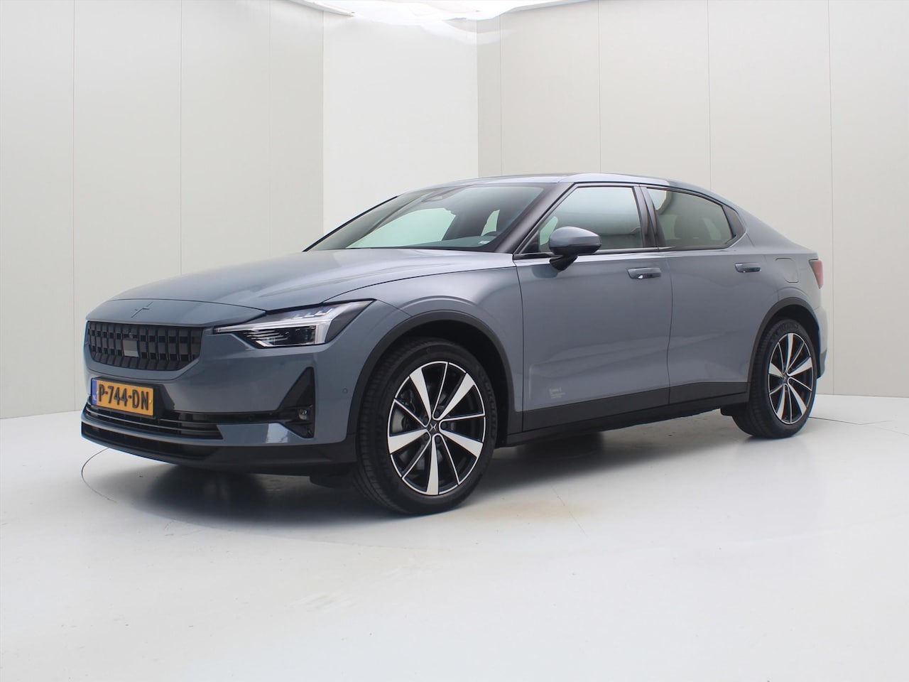 Polestar 2 - Standard Range Single Motor 165kW 63kWh 93,02% SoH [ PILOT+PLUS+PANO+CAMERA+WARMTEPOMP+STO - AutoWereld.nl