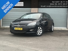 Opel Astra - 1.4 Turbo Rhythm
