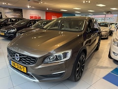 Volvo V60 Cross Country - 2.0 D4 Summum