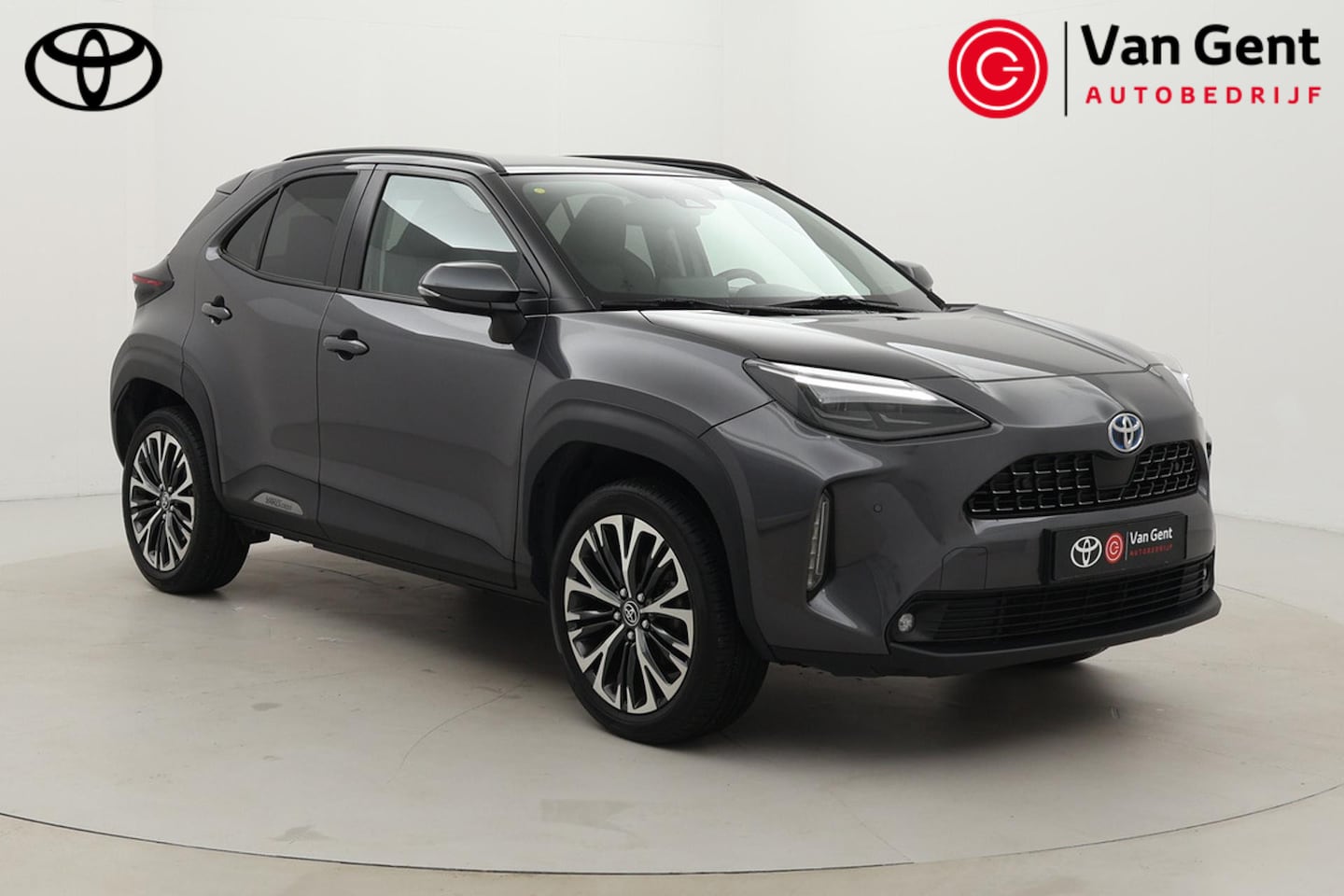 Toyota Yaris Cross - 1.5 Hybrid Executive | Panoramadak | Stoelverwarming | Parkeersensoren voor/achter | Apple - AutoWereld.nl