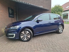 Volkswagen e-Golf - E-Golf SOH 90% / 12 Maanden Garantie / Carplay / Cruise Controle / Parkeer Sensoren /