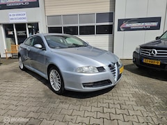 Alfa Romeo GT - 2.0 JTS Progression