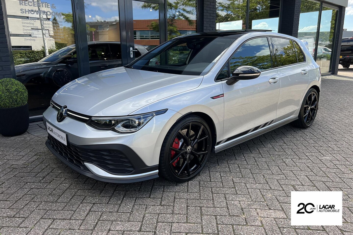 Volkswagen Golf - 2.0 TSI GTI CLUBSPORT/PANO//NURB/IQ-LIGHT - AutoWereld.nl