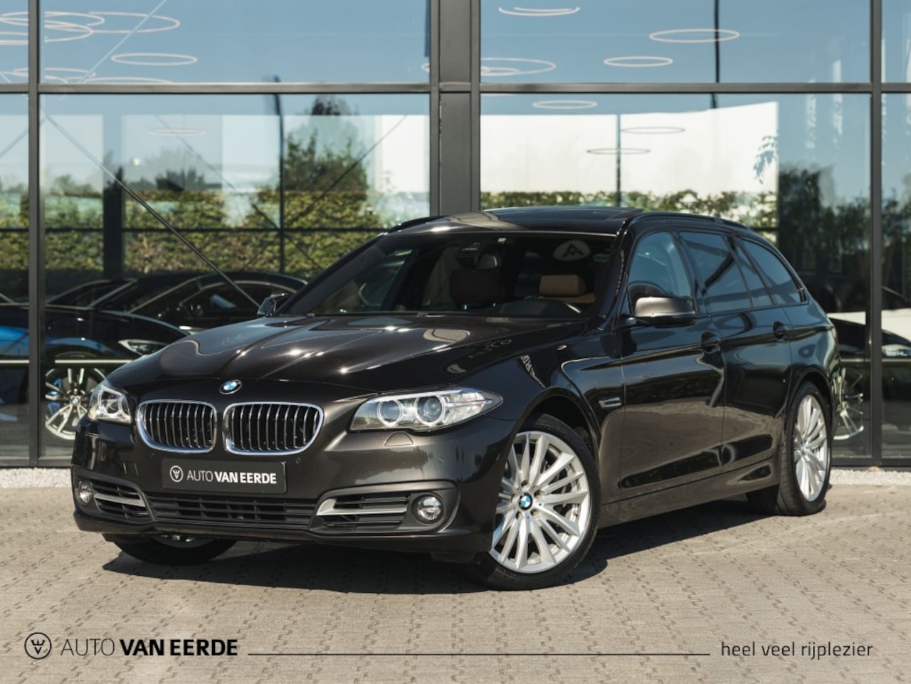 BMW 5-serie Touring - 535i Touring LCI Aut. – 6WB, Performance - AutoWereld.nl